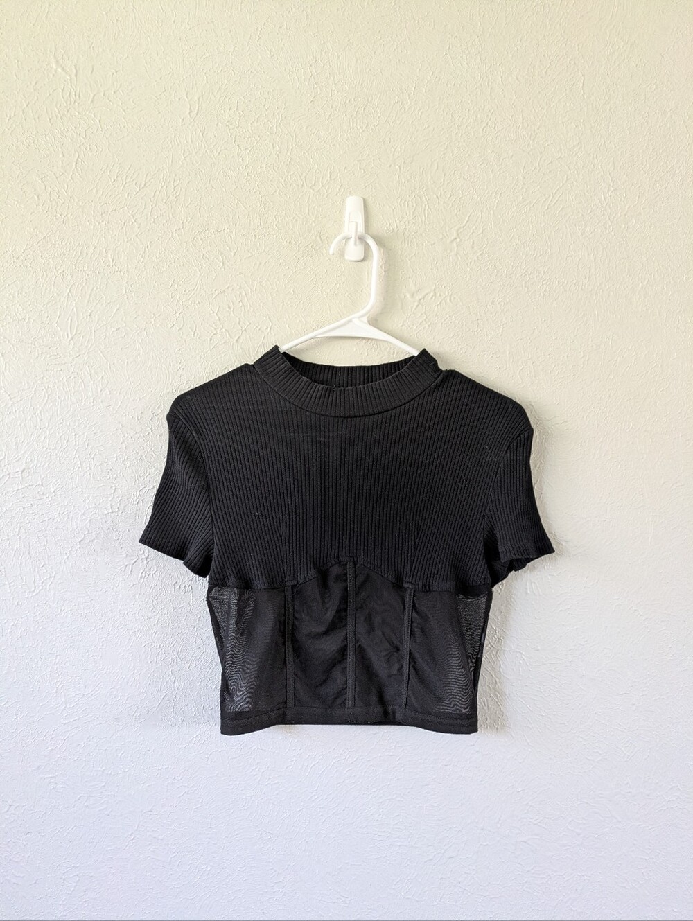 Black Ribbed Mesh-Panel Crop Top SHEIN